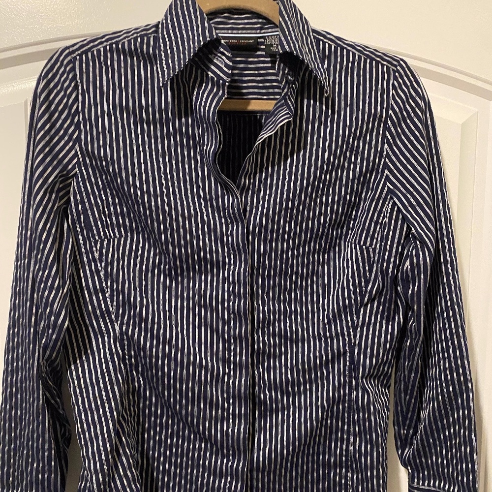women's top